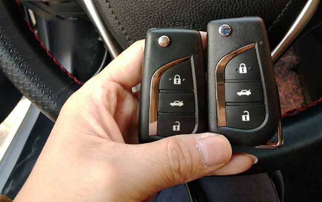 丰田汽车增加折叠钥匙